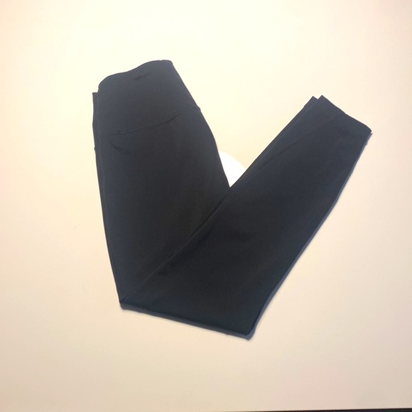 Blackout lole yoga pants size medium - Picture 3 of 4